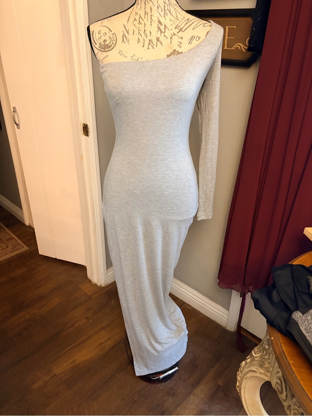JLUXLABEL Light Gray One-Shoulder Long Sleeve Maxi Dress